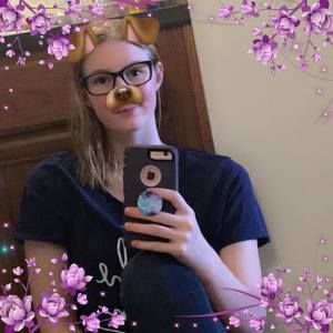 Meet your Posher, Courtney